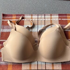 Victoria's Secret Nude Bra (2)